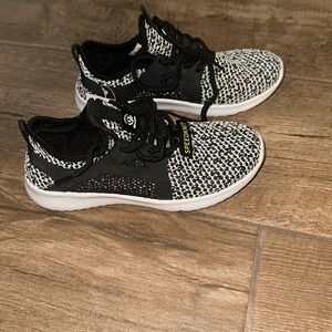 Boys champion speedknit sneakers